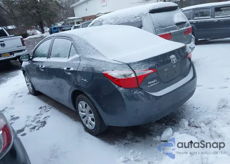 2015 Toyota Corolla Le z USA, uszkodzony, nr VIN 5YFBURHEXFP231231